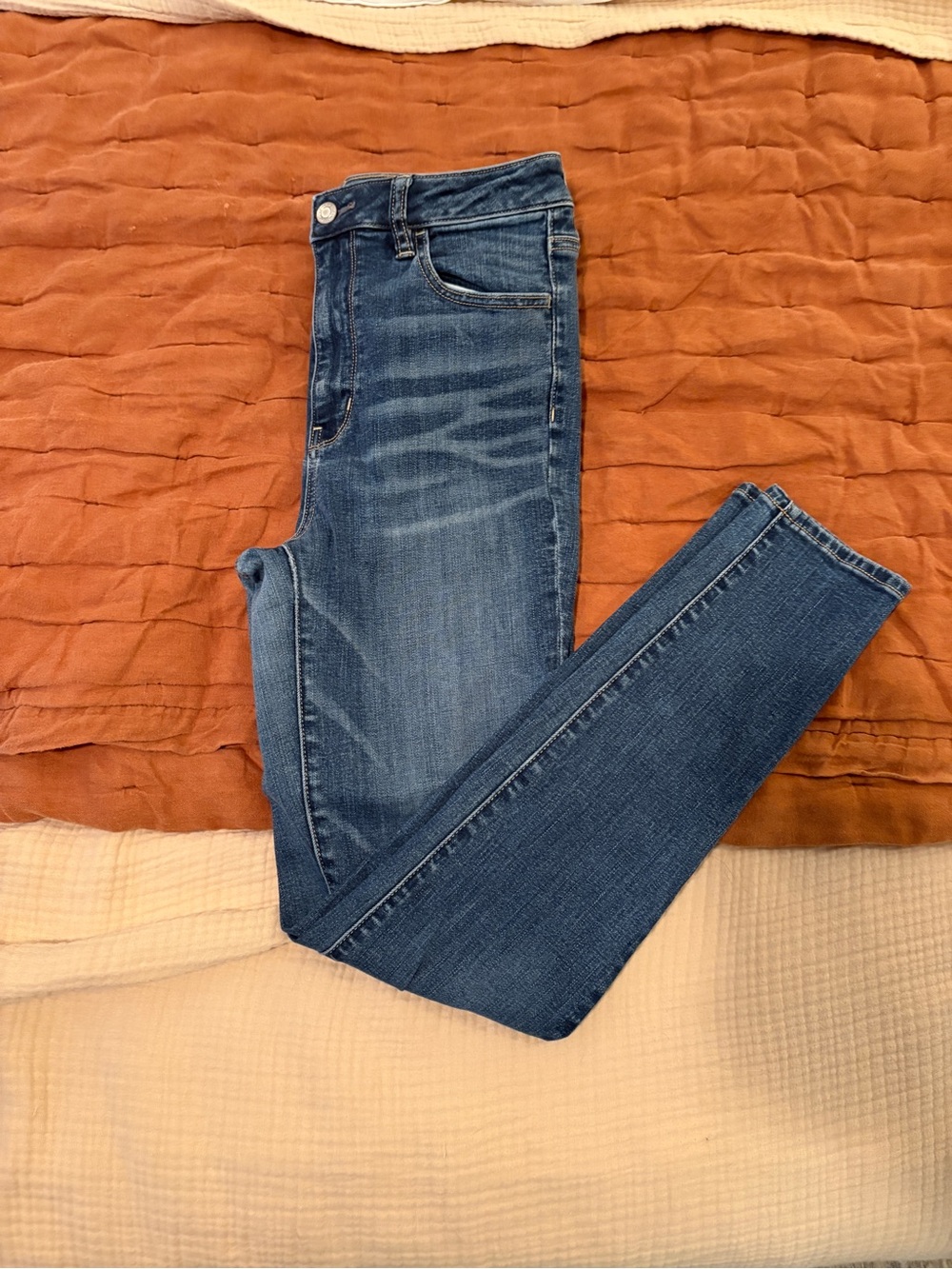 American Eagle “Super Stretch” Jean
